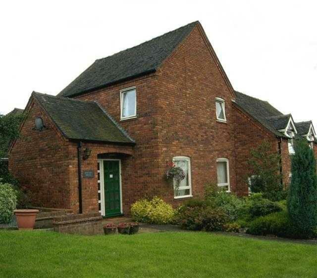 Birtley House Guest House B&B เทลฟอร์ด ภายนอก รูปภาพ