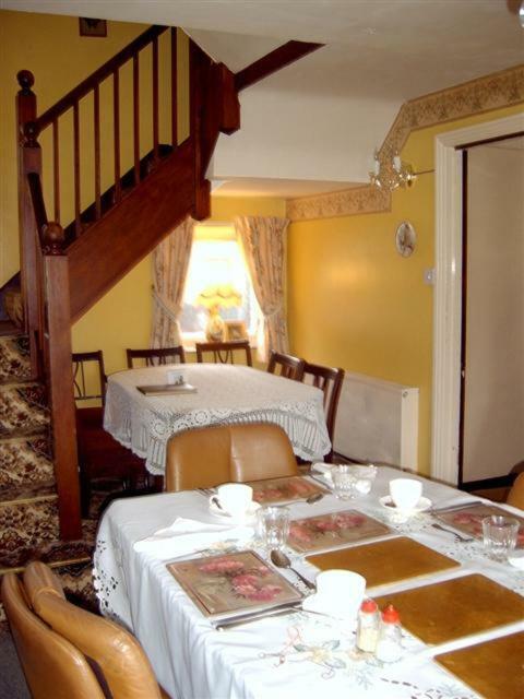 Birtley House Guest House B&B เทลฟอร์ด ภายนอก รูปภาพ