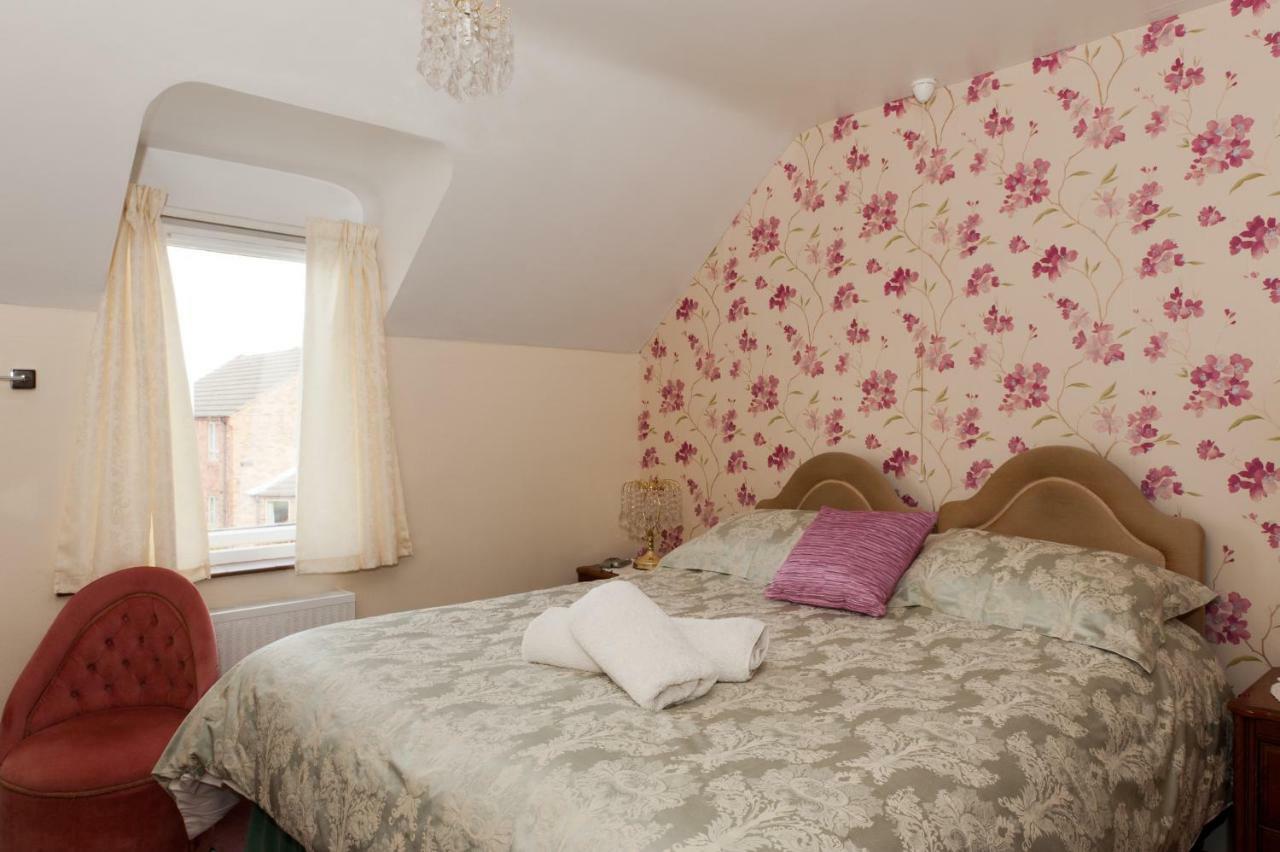 Birtley House Guest House B&B เทลฟอร์ด ภายนอก รูปภาพ