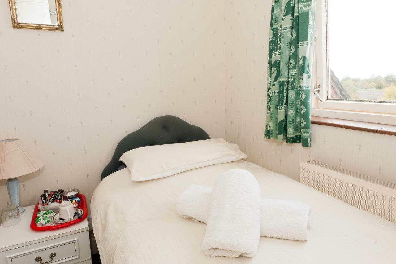 Birtley House Guest House B&B เทลฟอร์ด ภายนอก รูปภาพ